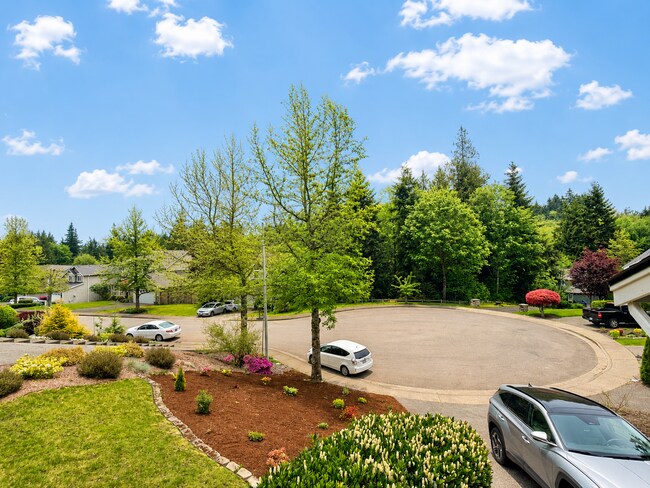 Building Photo - Rare First-Time Rental | Spacious 5BR + Office Cul-de-Sac Home Backing to Nature