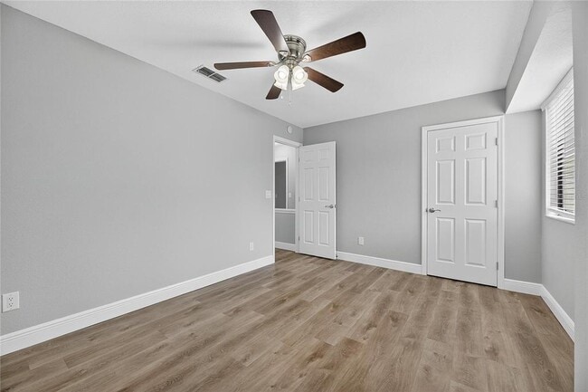 Building Photo - 519 Sweetleaf Dr