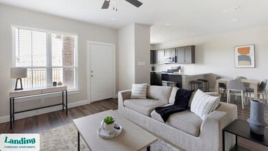 Building Photo - 400 E BB Fielder Rd