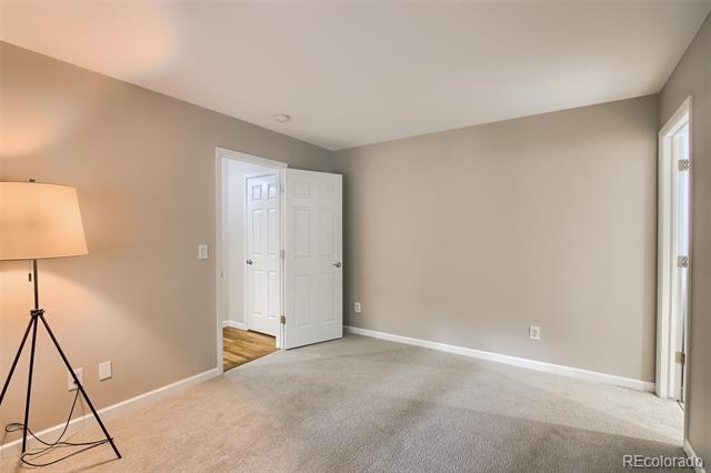 Building Photo - 217 S Jackson St