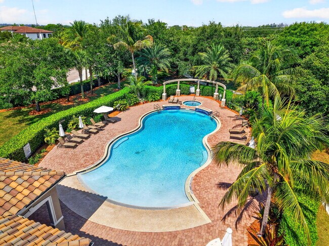 Building Photo - 9062 Gulf Cove Dr