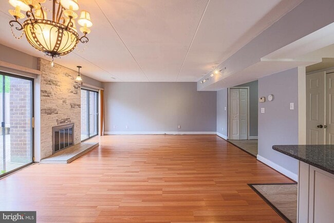 Building Photo - 17 Farmhouse Ct
