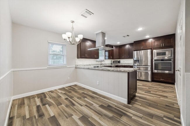 Building Photo - 10522 Barwood Dr