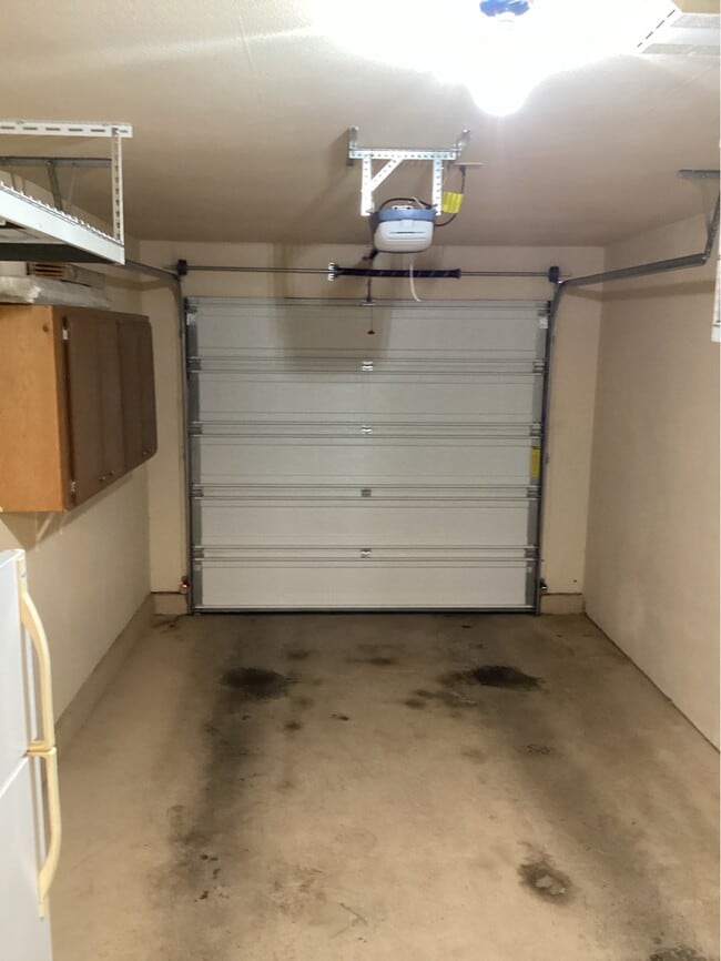 Building Photo - 66 NW 33rd Pl