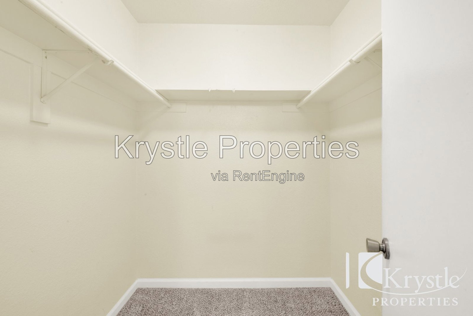 Building Photo - 1201 Glen Cove Pkwy