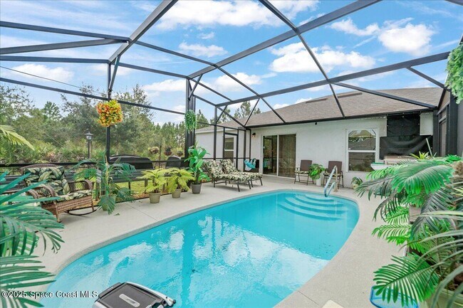 Building Photo - 487 Dadeville St SE