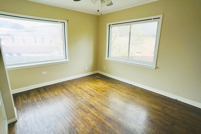 Building Photo - 3309 Lawrence St