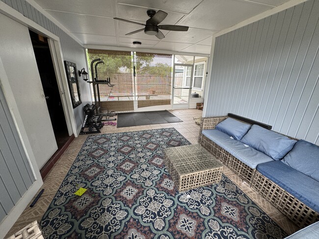 Building Photo - 4411 Arbor Way