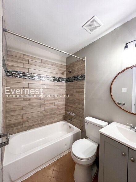 Building Photo - 5787 Northland Dr