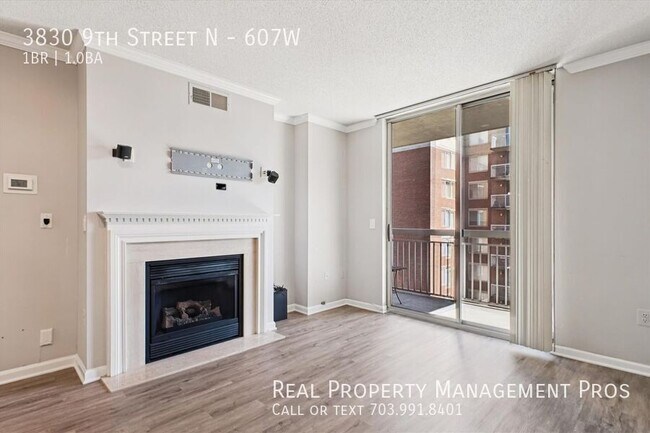 Building Photo - 3830 9th St N