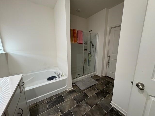 Building Photo - 270 Lilly Dr