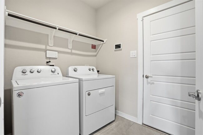 Building Photo - 2803 Chancery Summit Ct