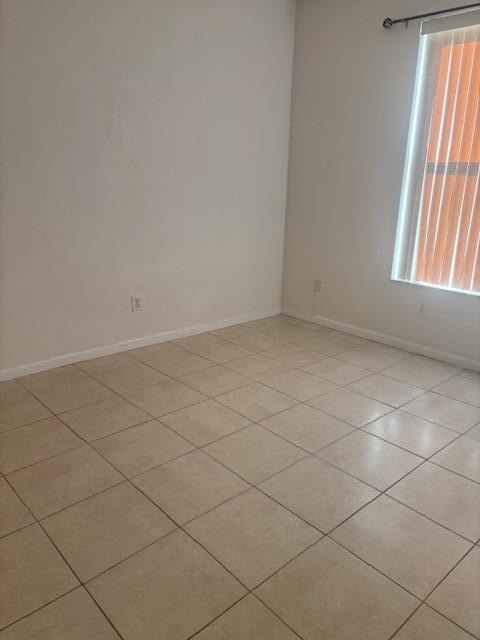 Building Photo - 3557 Forest Hill Blvd