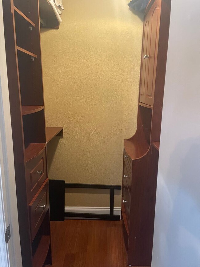 Building Photo - Furnished  Studio Condominium on Campus