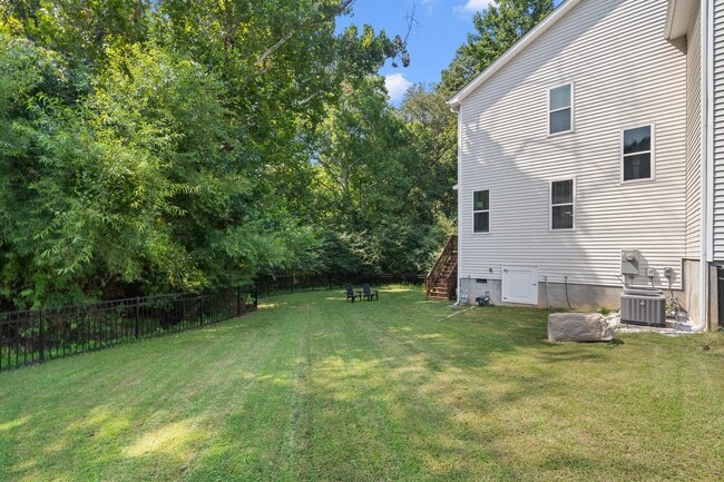 Building Photo - 115 Owensboro Ct