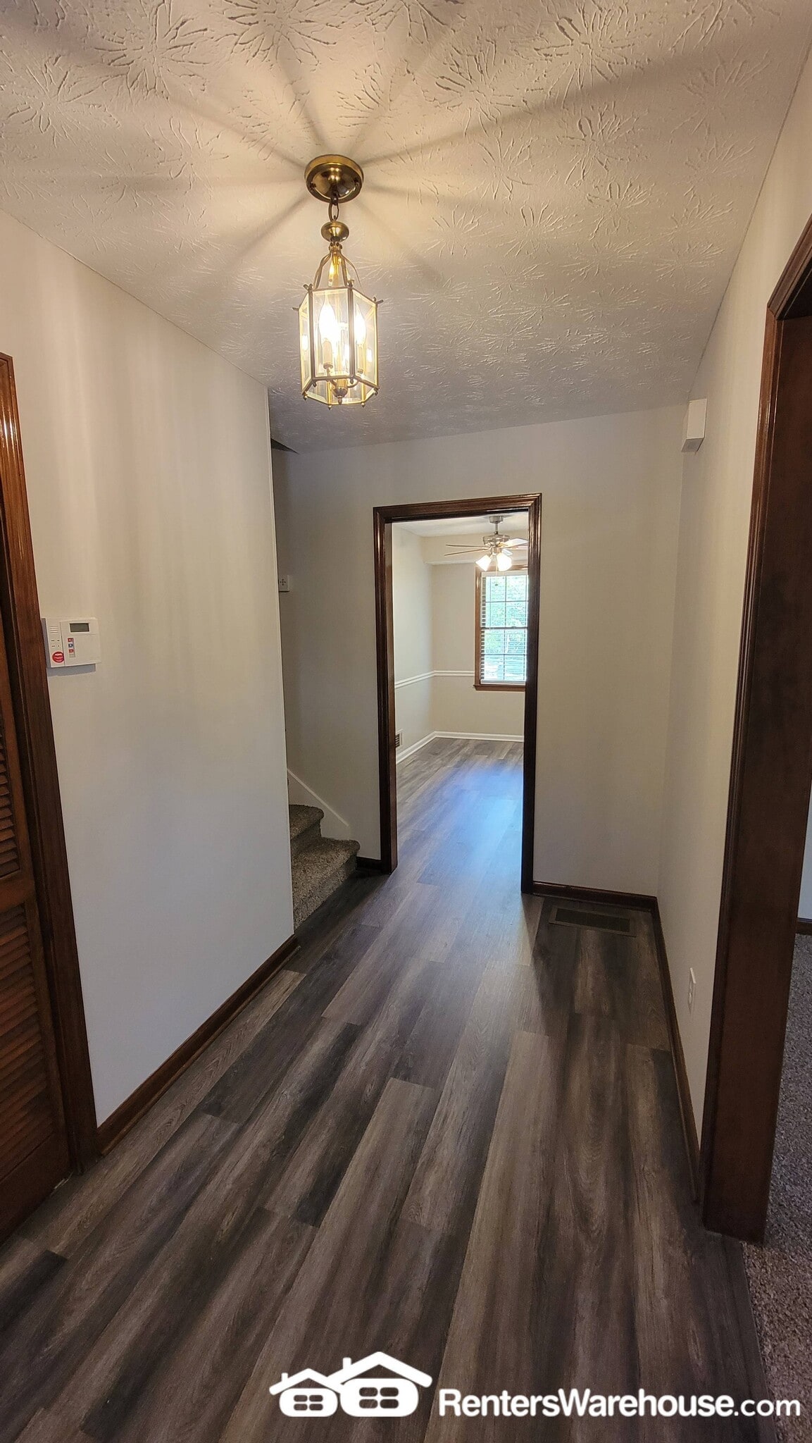 Building Photo - 2532 Mistletoe Ln SW