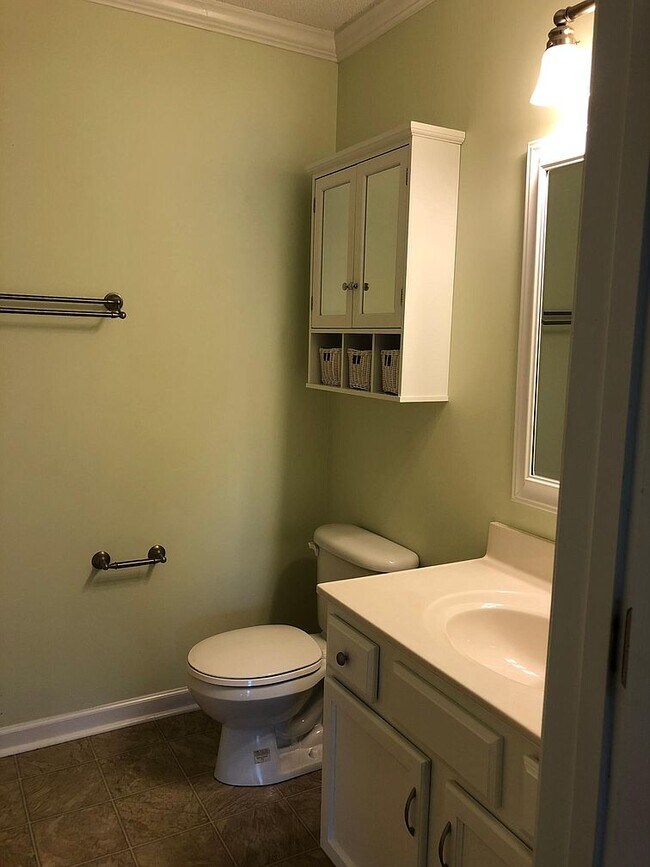 Master Bath - 106 Locomotive Ln