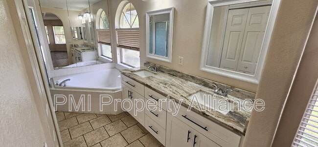 Building Photo - 8511 Spyglass Loop