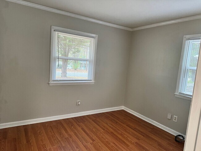 Building Photo - 1561 Marble St