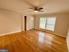 Building Photo - 3108 Waverly Dr