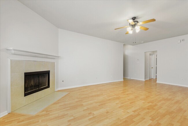 Building Photo - 20214 Sendera Oaks Ln