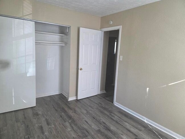 Building Photo - 3531 N Butler Ave