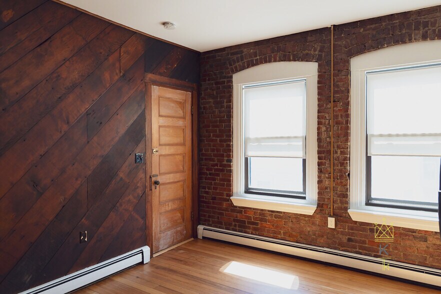 Building Photo - 41 Harvard St