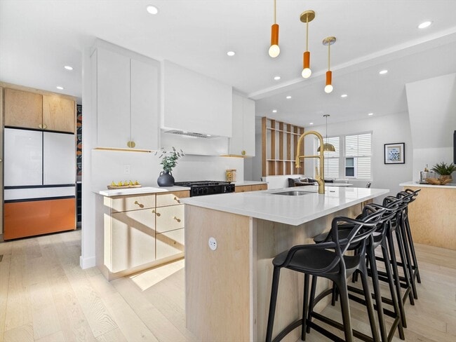 Building Photo - 23 Winter St