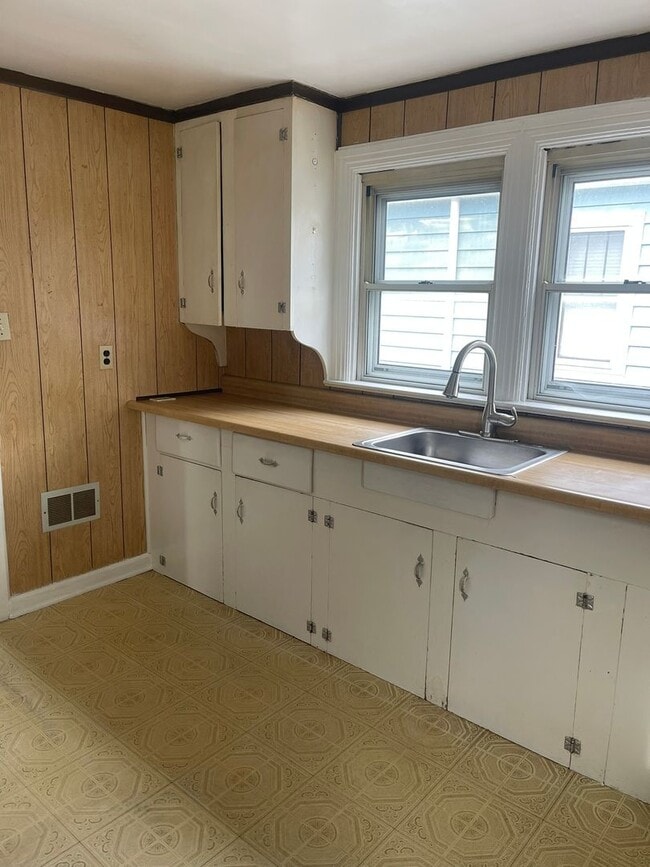 Building Photo - 2 Bedroom Apartment in Marshallton Heights