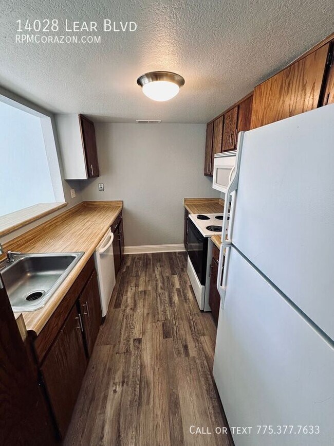 Building Photo - 14028 Lear Blvd