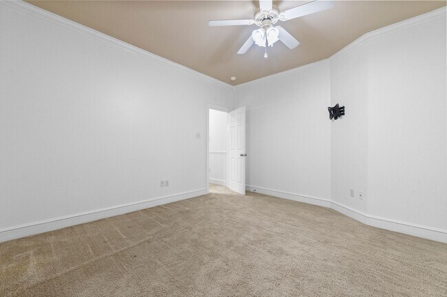 Building Photo - Solar Provided on Great Maumelle home