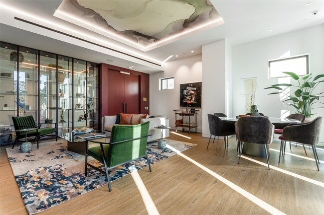 Building Photo - 1 Riva Row