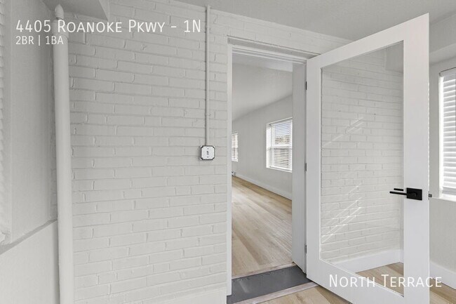 Building Photo - 4405 Roanoke Pkwy