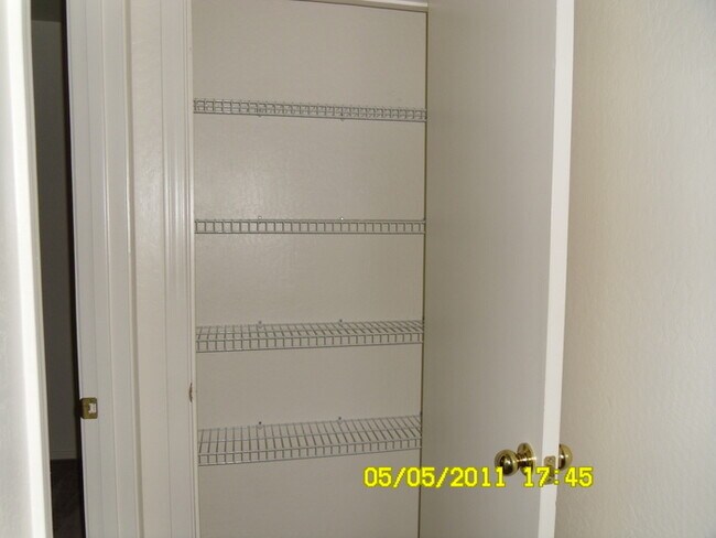 Building Photo - Rare to find Single level 3 bed in Camel back ranch