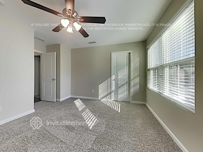 Building Photo - 3517 Diamond Springs Dr