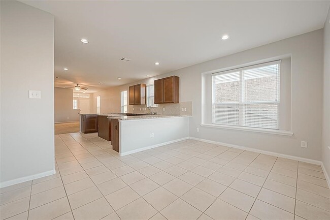 Building Photo - 24930 Scarlatti Cantata Dr