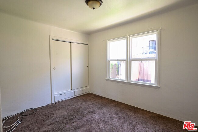 Building Photo - 4430 W 134th St