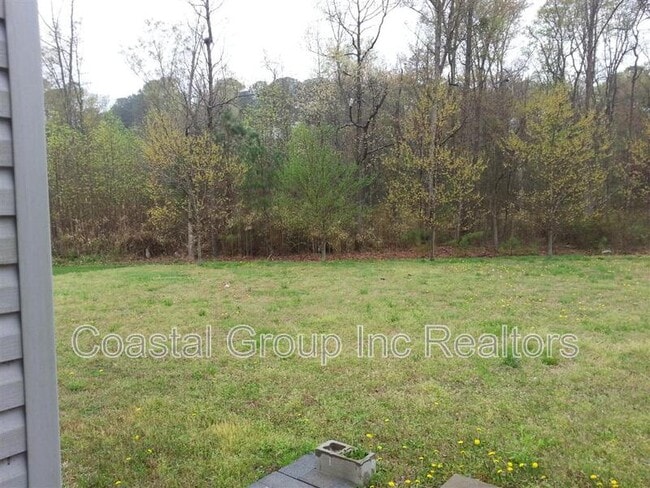 Building Photo - 620 Annaka Loop