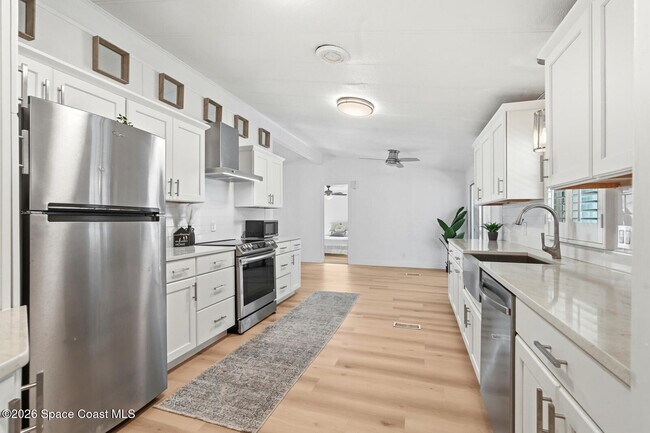 Building Photo - 264 Seabreeze Dr