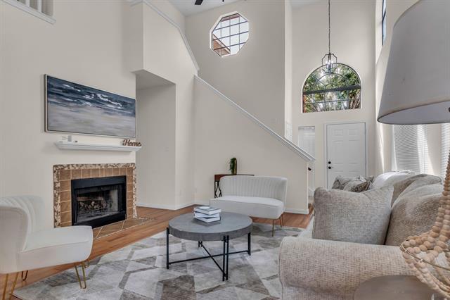 Building Photo - 903 Azalia Dr