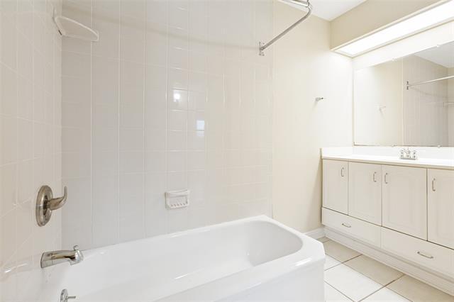 Building Photo - 3401 High Plateau Dr