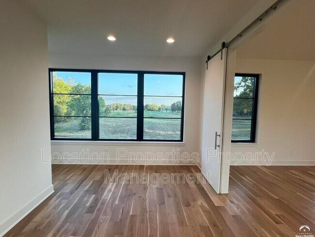 Building Photo - 1840 Quail Creek Dr