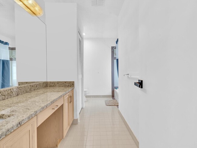 Building Photo - 3715 Starboard Ave