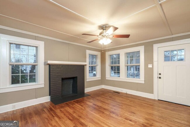 Building Photo - 240 Boulevard