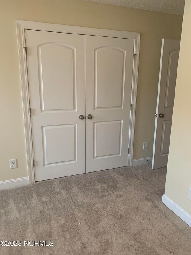 Building Photo - 2317 Sadler Dr