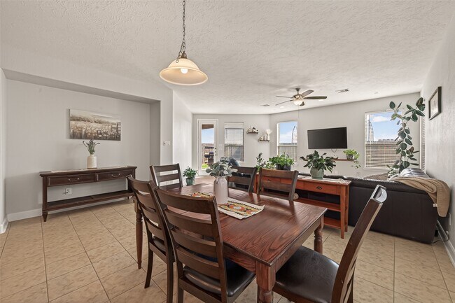 Building Photo - 4418 Brinton Saddle Ln