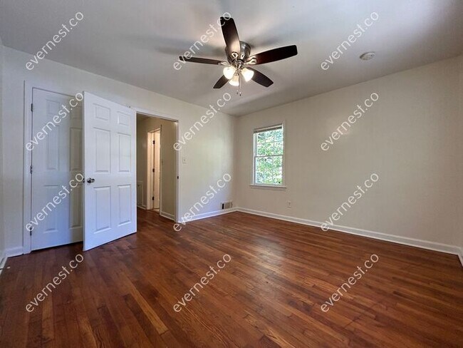 Building Photo - 120 Leathers Cir NW