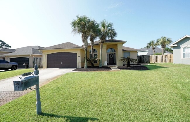 Building Photo - Charming 3-Bedroom Home in Peaceful Cul-de...