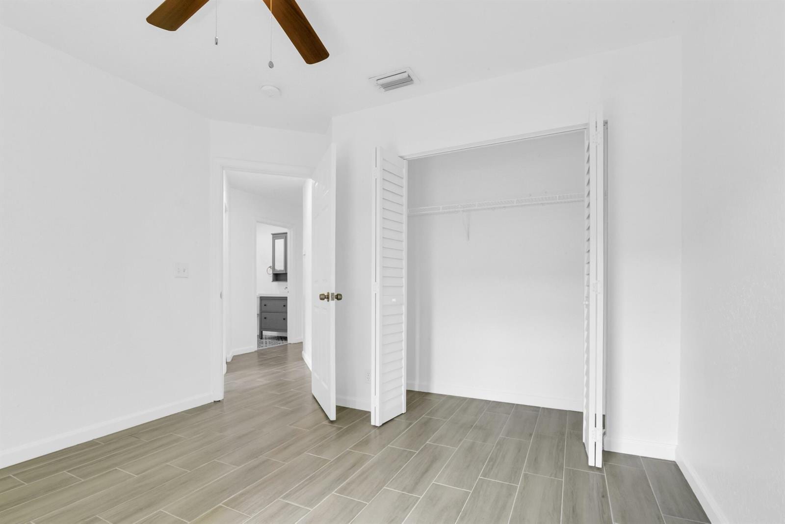 Building Photo - 13737 Yarmouth Dr