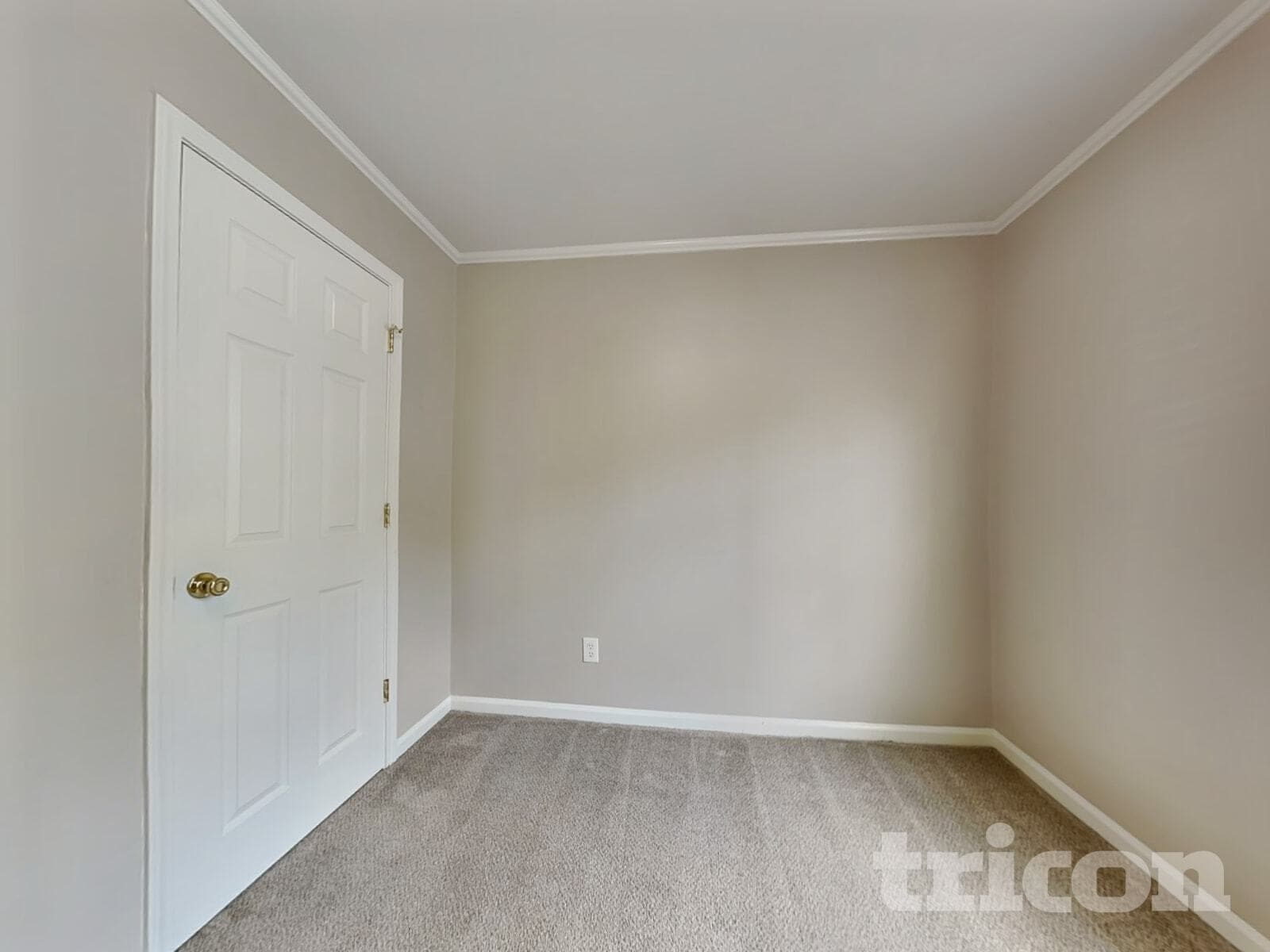 Building Photo - 240 Kings Cove